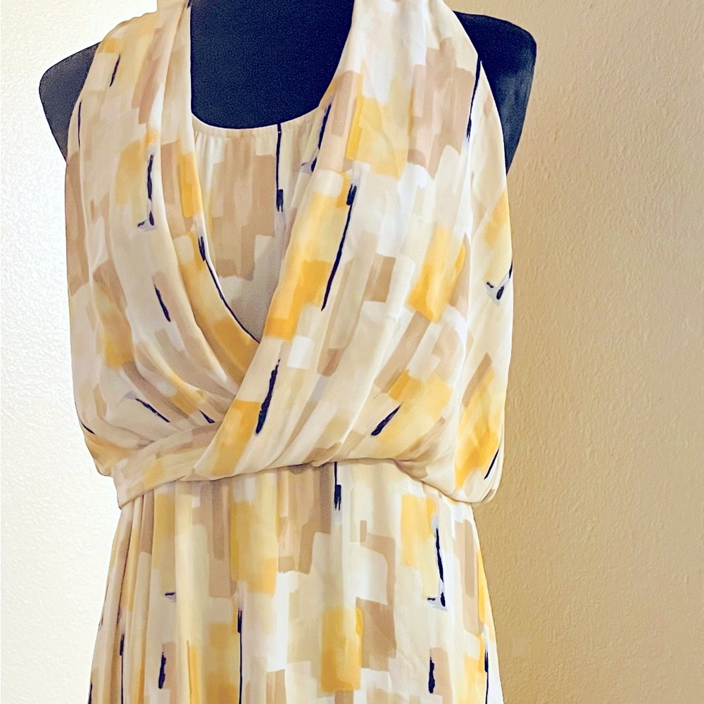 White House Black Market size 6 MIDI DRESS!!